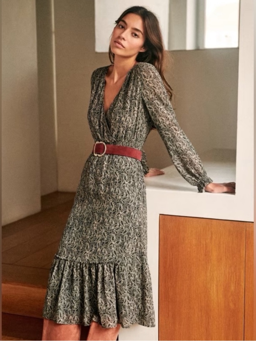Sezane Titiane Dress in Printed Black and White Floral Paisley Size 36 US 4